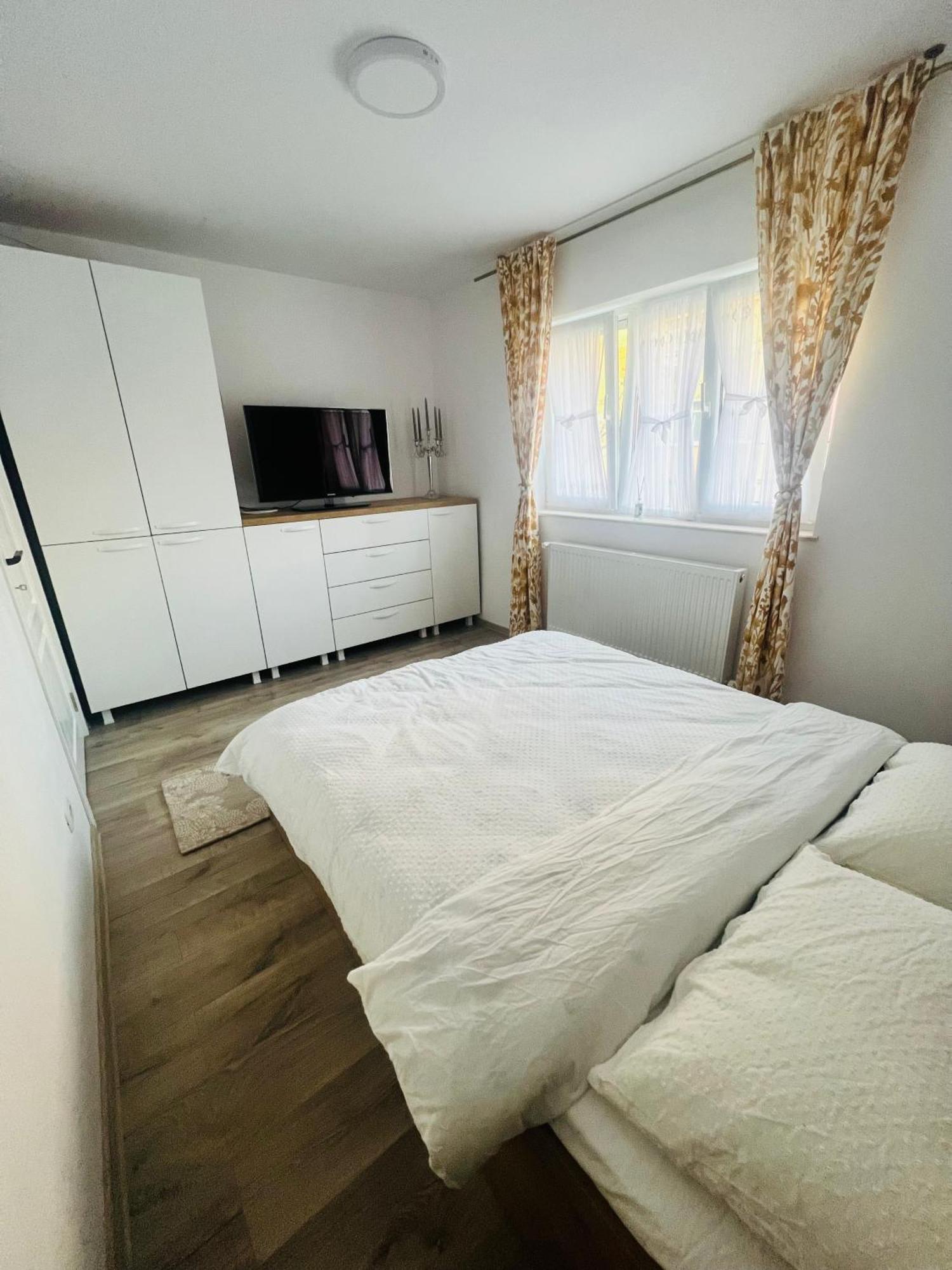 Apartament Orizont Сучава Экстерьер фото